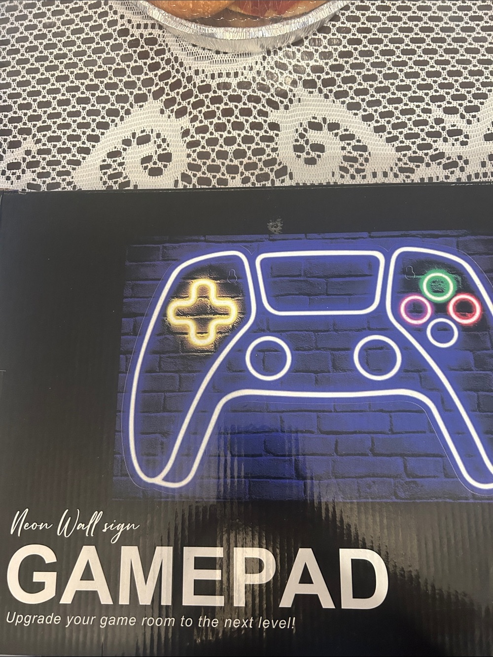 Neon Gamepad LED Wall Sign - Multicolor - Picture 2 of 2